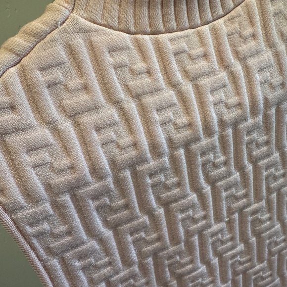 AUTHENTIC FENDI WOMEN'S DRESS SIZE SMALL EXCELLENT CONDITION PRETTY PINK - Picture 3 of 11